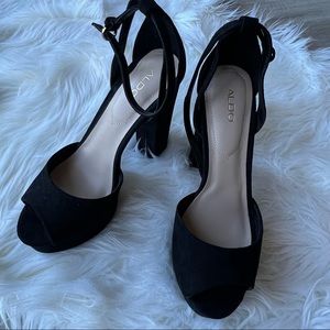 Cute Aldo heels, very sexy